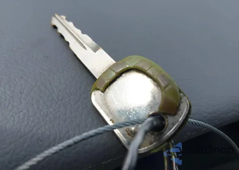 2002 Ford E-150 Commercial/Recreational from USA, damaged, VIN 1FTRE14252HA70382